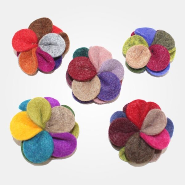 I Ricami del Cuore Spille 5 Spille decorative in feltro – SPF163 2 I Ricami del Cuore Spille 5 Spille decorative in feltro – SPF163 2