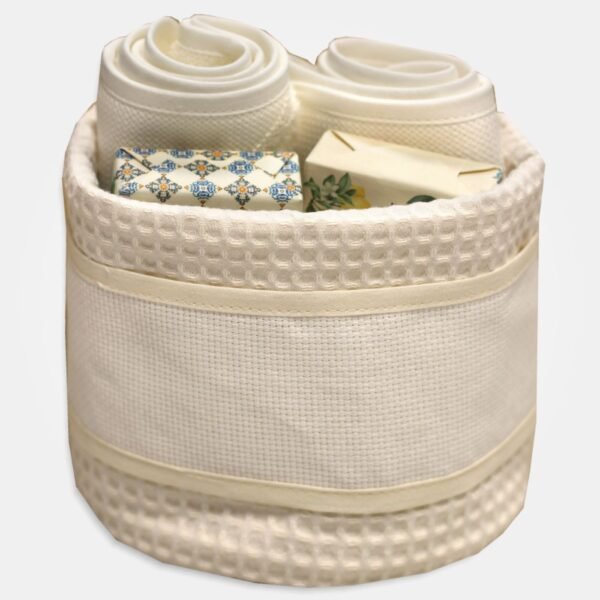 I Ricami del Cuore Bagno Cestino con 2 lavette con tela Aida e 2 saponette – XPBA266.21 2 I Ricami del Cuore Bagno Cestino con 2 lavette con tela Aida e 2 saponette – XPBA266.21 2
