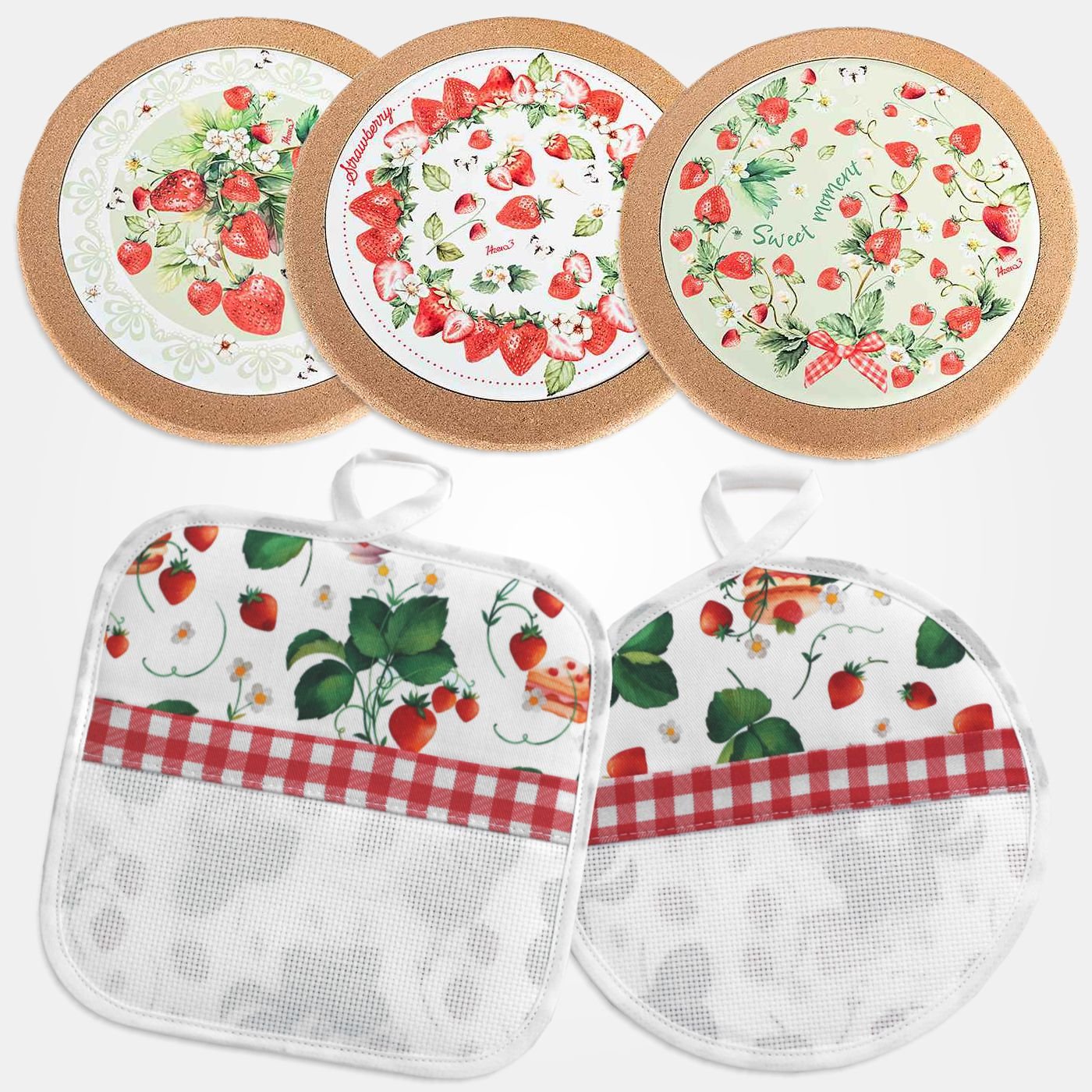 I Ricami del Cuore Cucina Coppia di presine Fragole con tela Aida + Sottopentola -XPCU19 ABC 3 I Ricami del Cuore Cucina Coppia di presine Fragole con tela Aida + Sottopentola -XPCU19 ABC 3