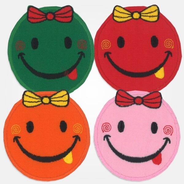 I Ricami del Cuore Applicazioni 4 pz di applicazione termoadesiva smile femmina – AP7757 2