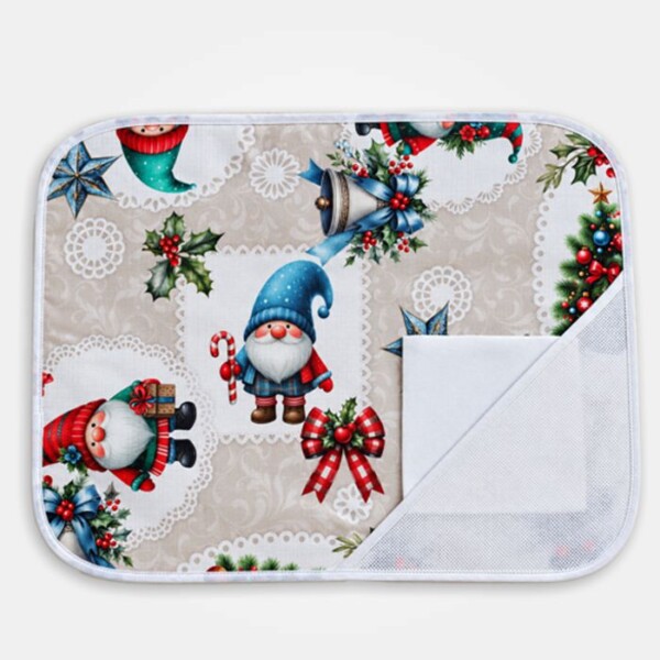 I Ricami del Cuore Linea Natale Tovaglietta Americana Gnomi – XPNA52.02 2 I Ricami del Cuore Linea Natale Tovaglietta Americana Gnomi – XPNA52.02 2