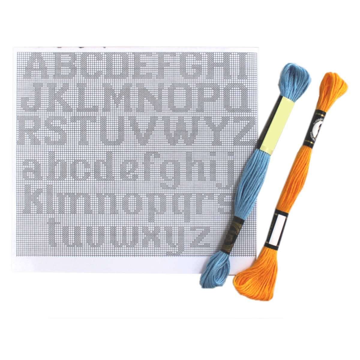 I Ricami del Cuore Bavaglie Kit con Bavaglia, 2 Matassine Moulinè, 1 Schema ricamo – BV1059.KIT 6 I Ricami del Cuore Bavaglie Kit con Bavaglia, 2 Matassine Moulinè, 1 Schema ricamo – BV1059.KIT 6