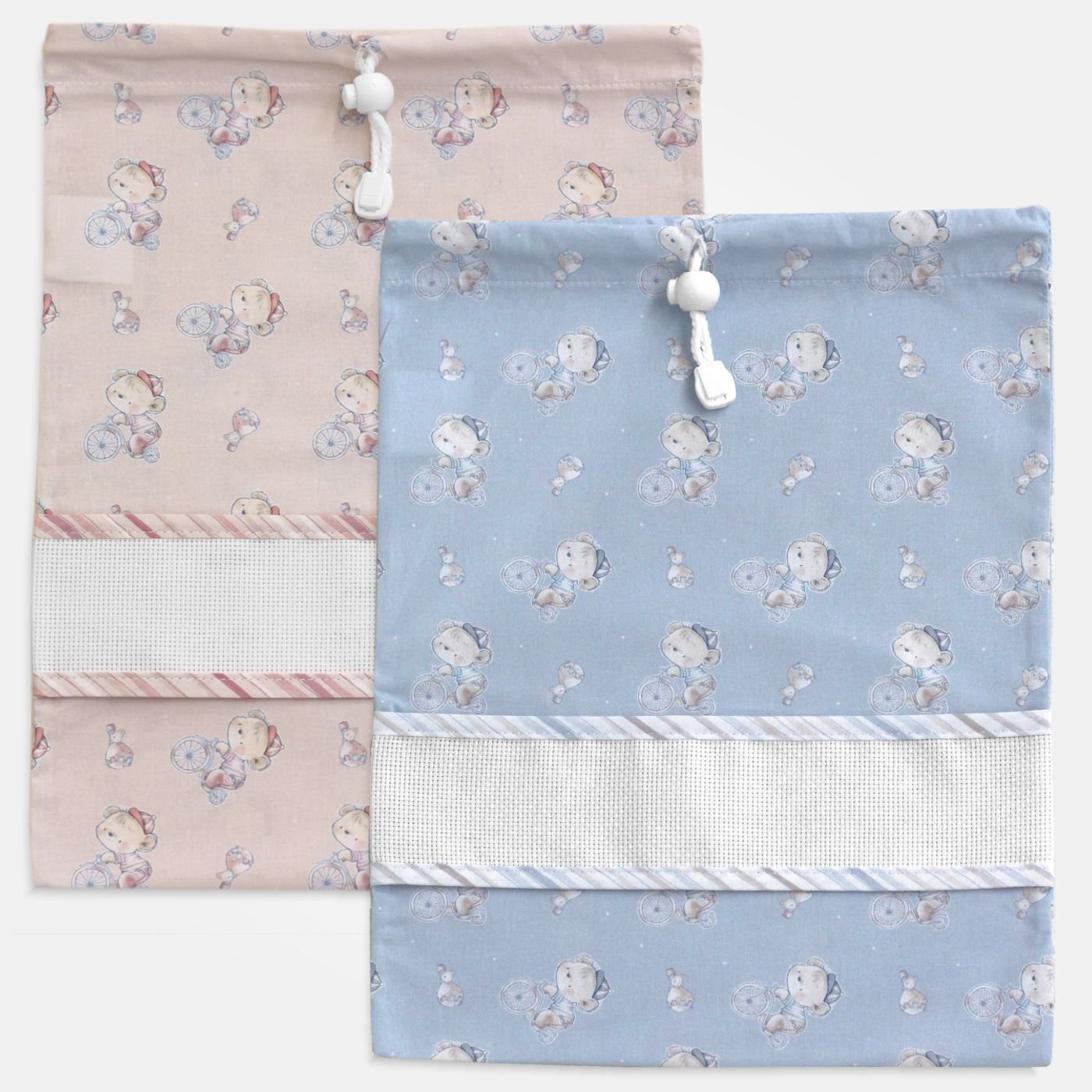 I Ricami del Cuore Buste neonato Sacca Porta Corredino “Bimbo Bici2 con tela Aida – XPCO70.16 3 I Ricami del Cuore Buste neonato Sacca Porta Corredino “Bimbo Bici2 con tela Aida – XPCO70.16 3