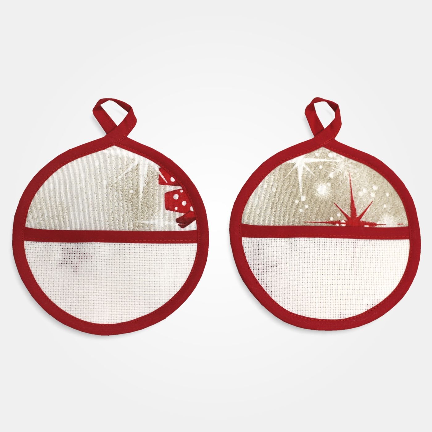 I Ricami del Cuore Guantoni e presine natalizie Coppia di Mini Presine con tela Aida e Campana Babbo Natale – XPNA1015.89 4 I Ricami del Cuore Guantoni e presine natalizie Coppia di Mini Presine con tela Aida e Campana Babbo Natale – XPNA1015.89 4